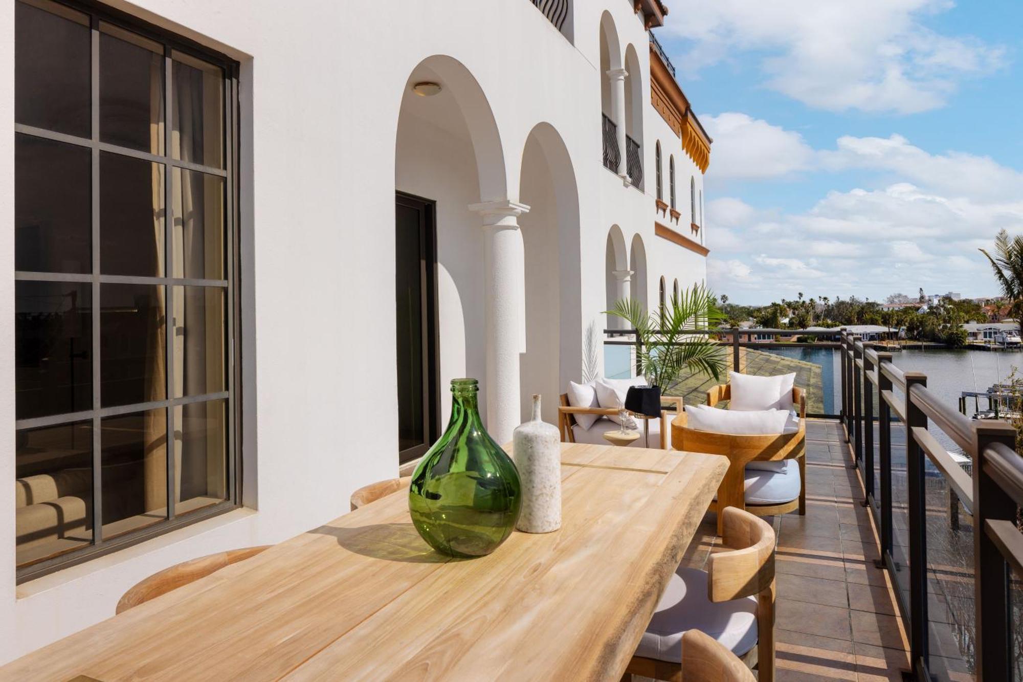 The Hotel Zamora Сейнт Пийт Бийч Екстериор снимка